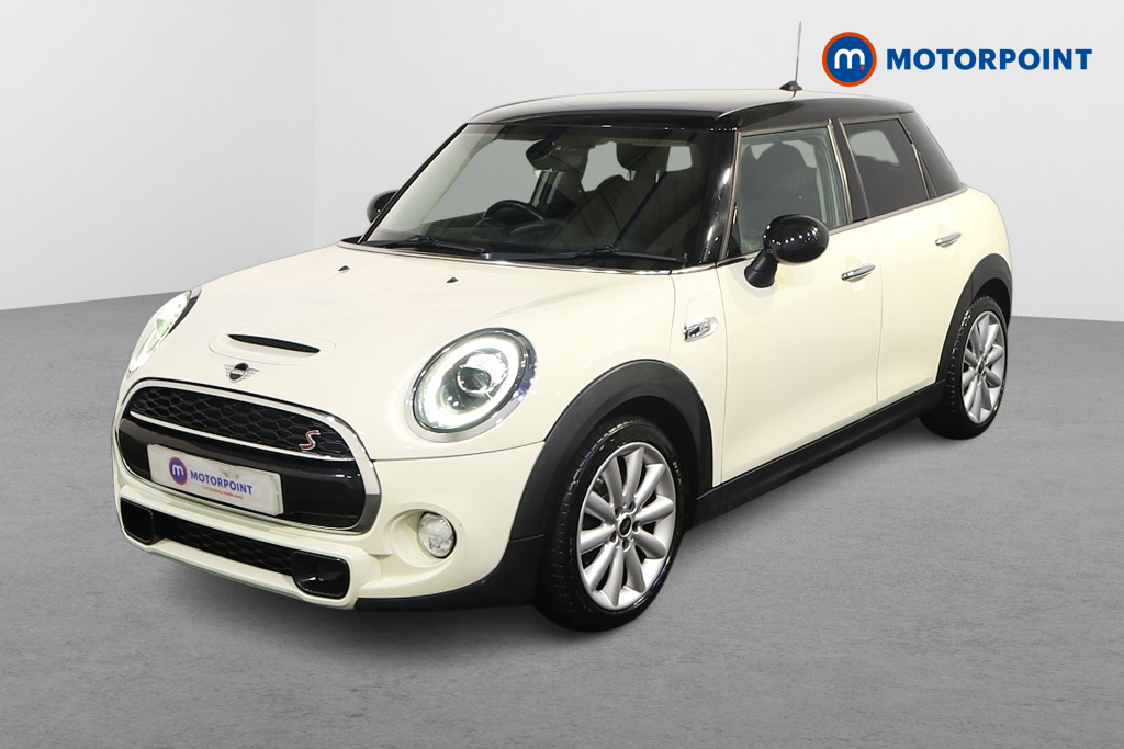 Mini Hatchback Cooper S Classic Automatic Petrol Hatchback - Stock Number (1628539) - Passenger side front corner