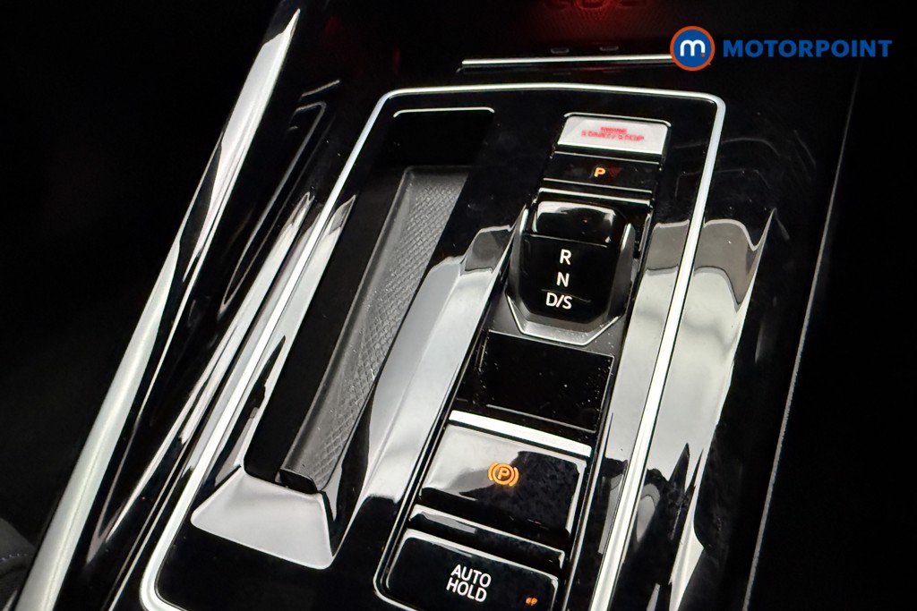 Volkswagen Golf GTE Automatic Petrol Plug-In Hybrid Hatchback - Stock Number (1628555) - 16th supplementary image