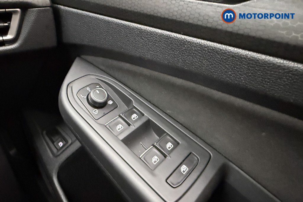 Volkswagen Golf GTE Automatic Petrol Plug-In Hybrid Hatchback - Stock Number (1628555) - 17th supplementary image