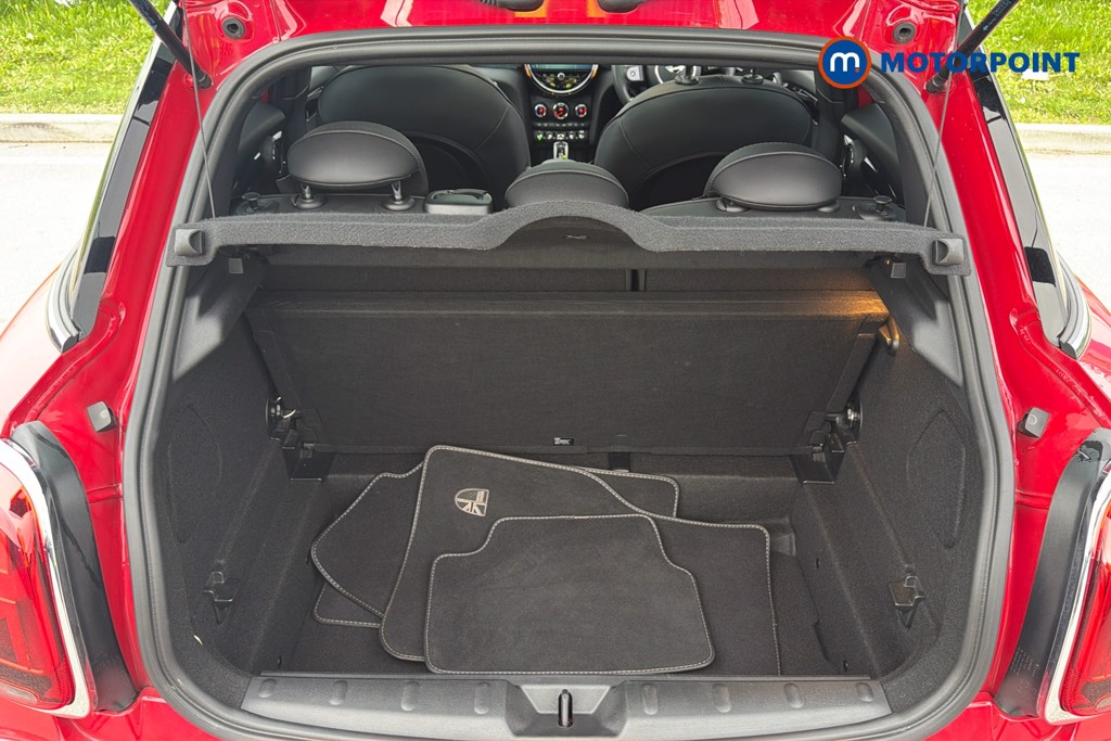 Mini Hatchback Cooper S Exclusive Automatic Petrol Hatchback - Stock Number (1628728) - 33rd supplementary image