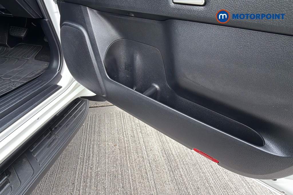 Toyota Land Cruiser Active Automatic Diesel SUV - Stock Number (1628751) - 21st supplementary image