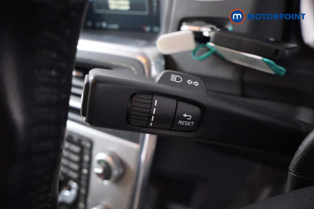 Volvo V60 Se Lux Nav Manual Petrol Estate - Stock Number (1628801) - 14th supplementary image