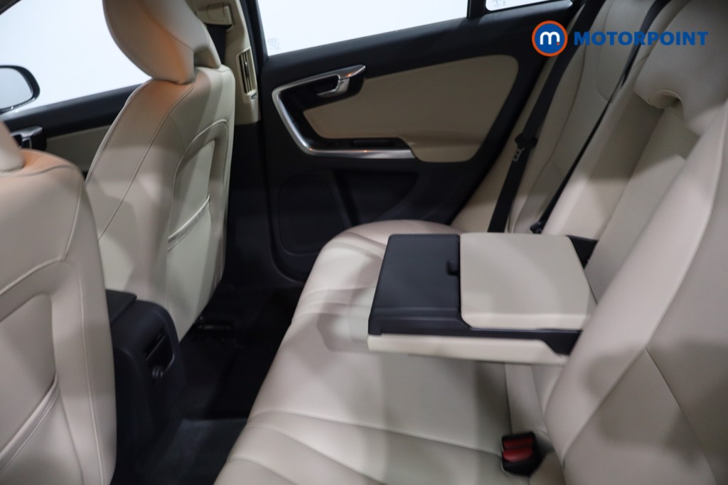 Volvo V60 Se Lux Nav Manual Petrol Estate - Stock Number (1628801) - 28th supplementary image