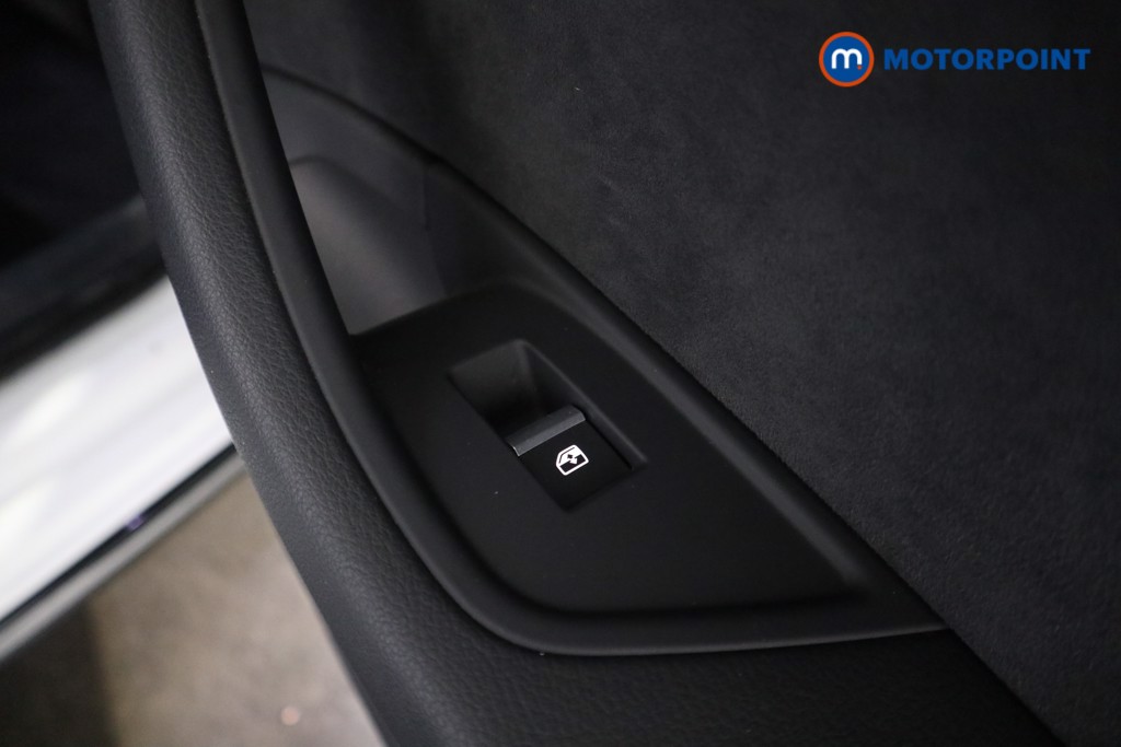 Audi A4 Black Edition Automatic Petrol Estate - Stock Number (1628952) - 26th supplementary image