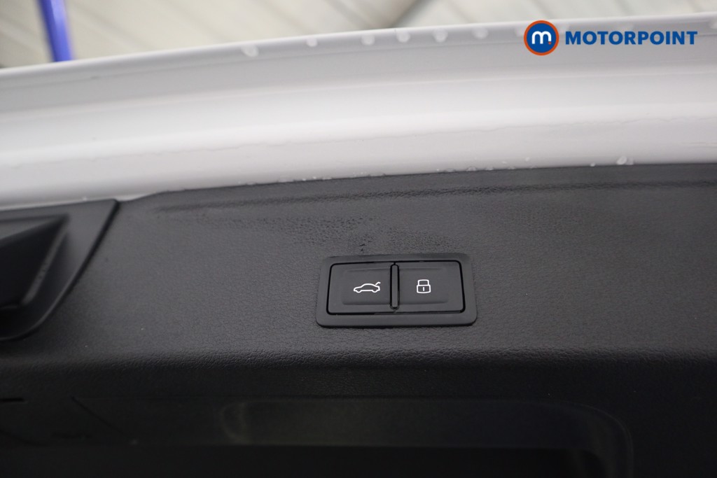 Audi A4 Black Edition Automatic Petrol Estate - Stock Number (1628952) - 28th supplementary image