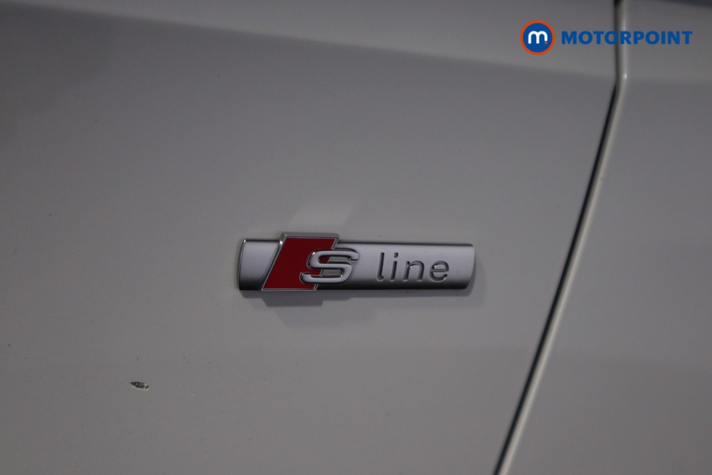 Audi A4 Black Edition Automatic Petrol Estate - Stock Number (1628952) - 42nd supplementary image