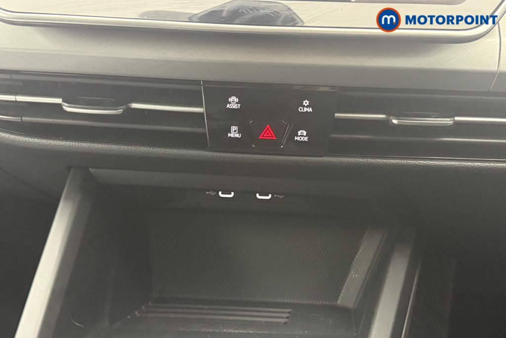 Volkswagen Golf Match Automatic Petrol Plug-In Hybrid Hatchback - Stock Number (1629091) - 5th supplementary image