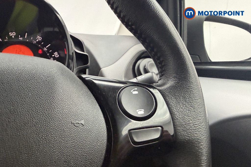Peugeot 108 Allure Manual Petrol Hatchback - Stock Number (1629145) - 8th supplementary image