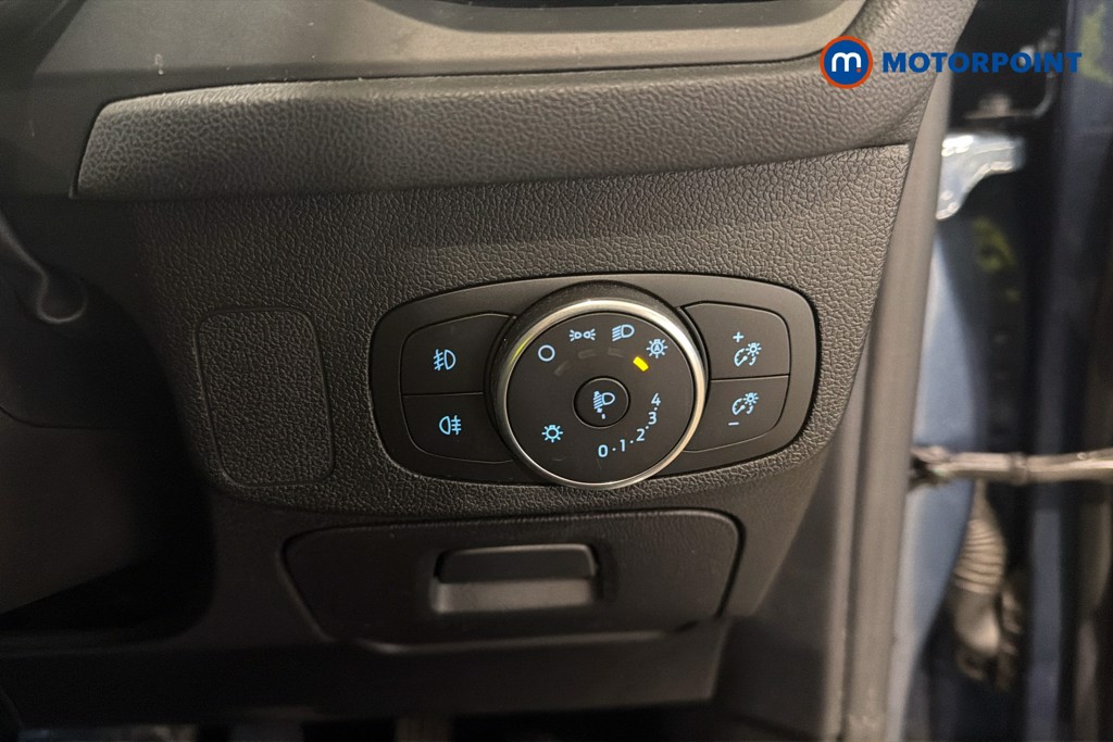 Ford Focus Titanium X Manual Petrol Hatchback - Stock Number (1629173) - 18th supplementary image