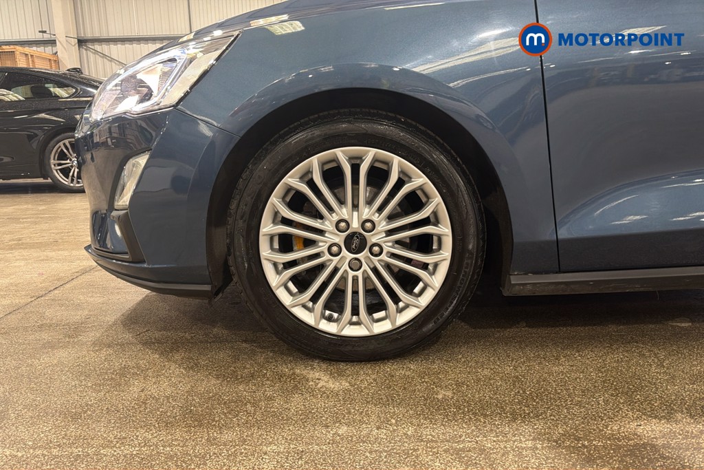 Ford Focus Titanium X Manual Petrol Hatchback - Stock Number (1629173) - 47th supplementary image