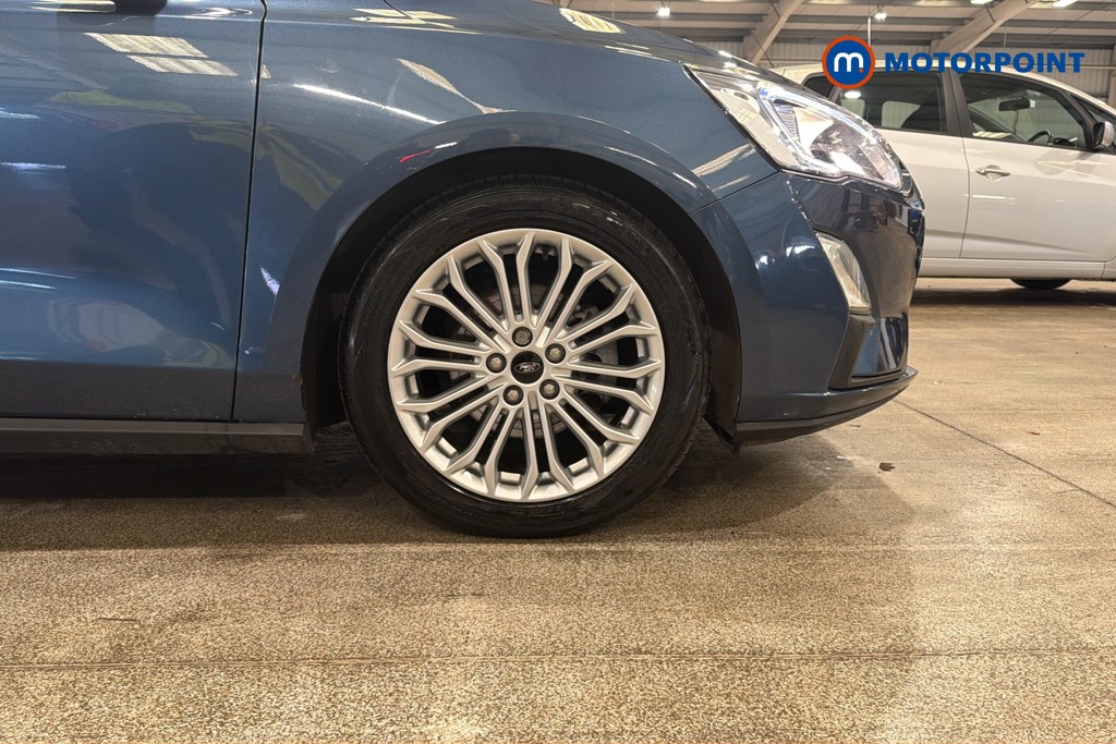 Ford Focus Titanium X Manual Petrol Hatchback - Stock Number (1629173) - 50th supplementary image