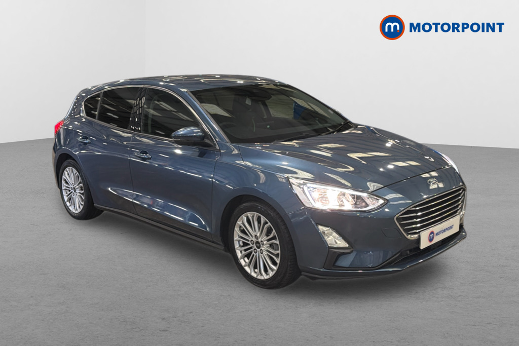Ford Focus Titanium X Manual Petrol Hatchback - Stock Number (1629173) - Drivers side front corner