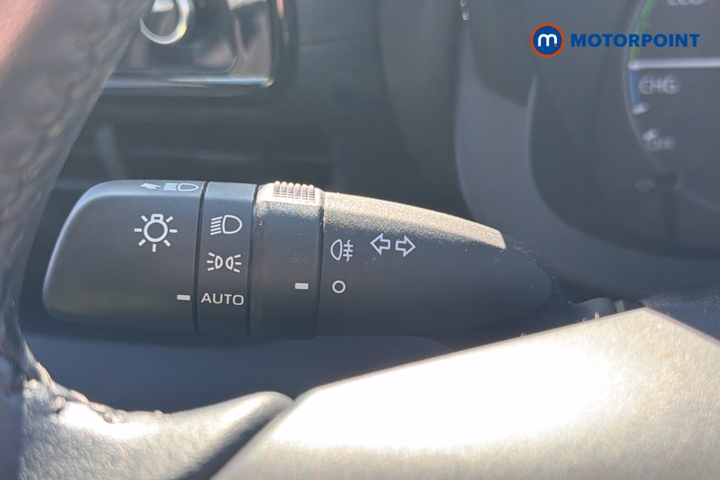Toyota Yaris Icon Automatic Petrol-Electric Hybrid Hatchback - Stock Number (1629438) - 6th supplementary image