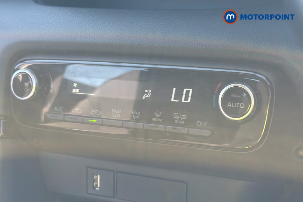 Toyota Yaris Icon Automatic Petrol-Electric Hybrid Hatchback - Stock Number (1629438) - 12th supplementary image