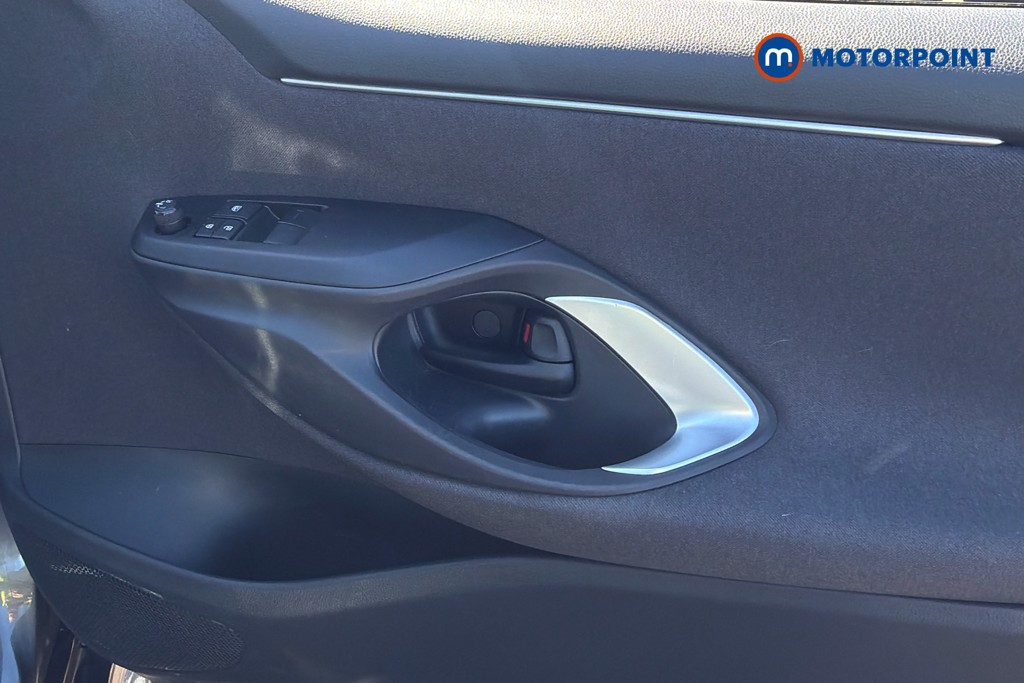 Toyota Yaris Icon Automatic Petrol-Electric Hybrid Hatchback - Stock Number (1629438) - 19th supplementary image