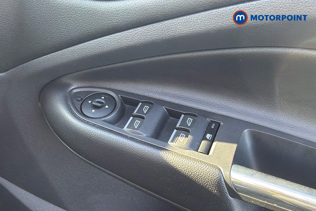 Ford Kuga St-Line Edition Manual Petrol SUV - Stock Number (1629500) - 20th supplementary image