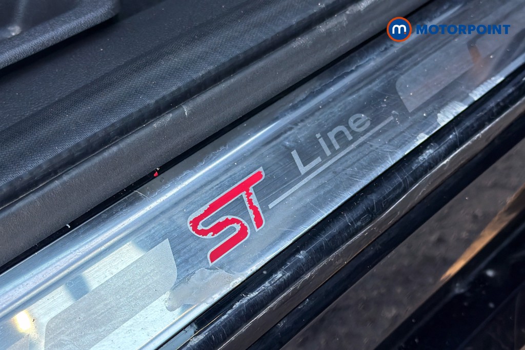 Ford Kuga St-Line Edition Manual Petrol SUV - Stock Number (1629500) - 27th supplementary image