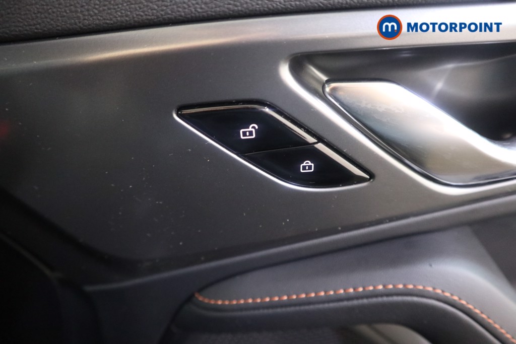 Mg Motor Uk HS Trophy Automatic Petrol-Electric Hybrid SUV - Stock Number (1629810) - 12th supplementary image