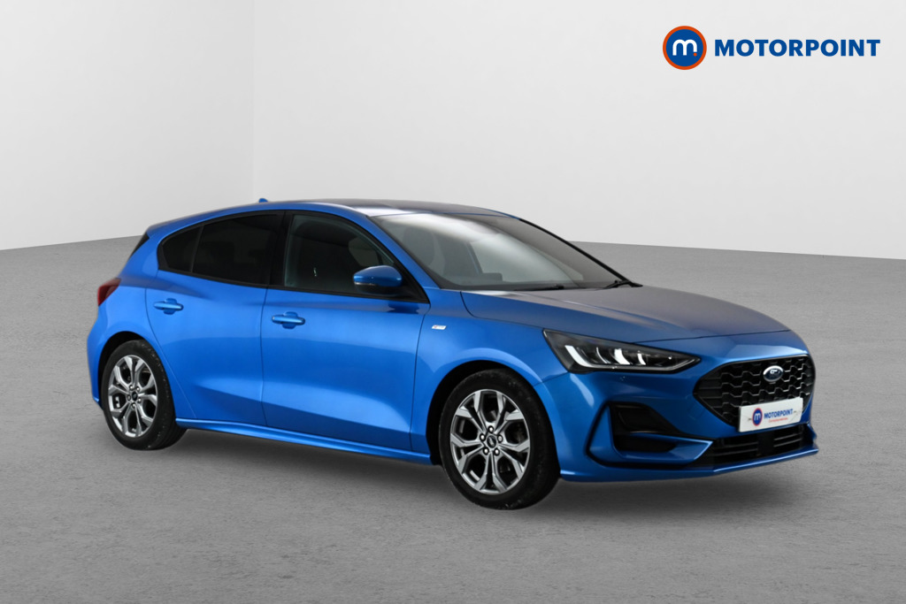 Ford Focus St-Line Style Automatic Diesel Hatchback - Stock Number (1629902) - Drivers side front corner