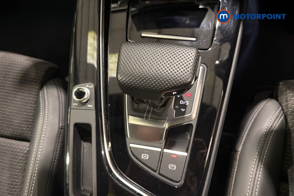 Audi A4 Black Edition Automatic Petrol Estate - Stock Number (1630013) - 15th supplementary image