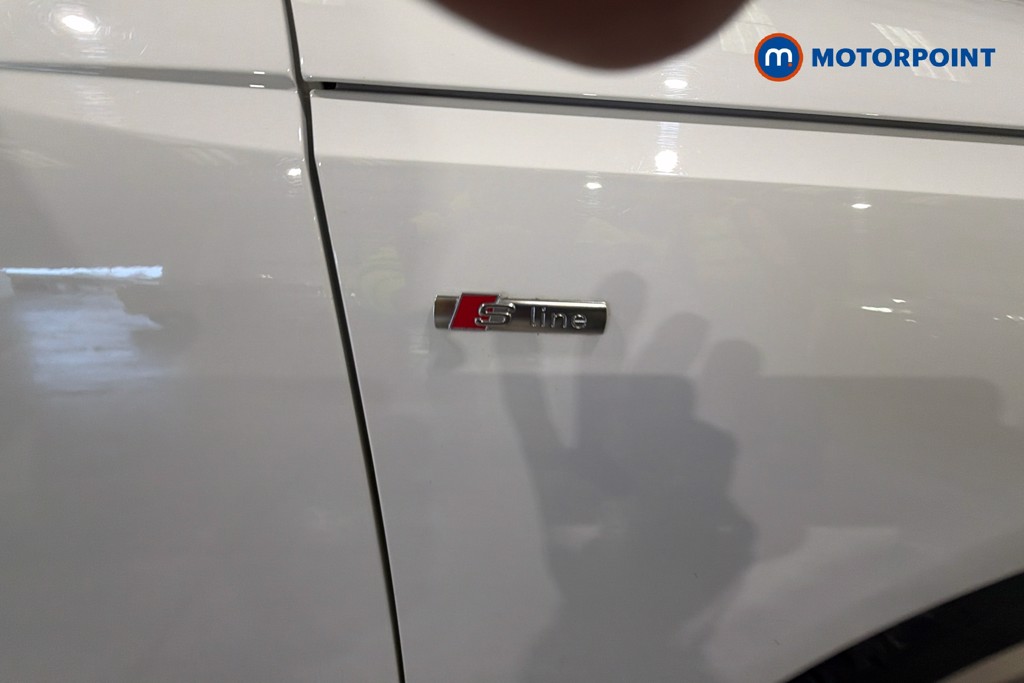 Audi A4 Black Edition Automatic Petrol Estate - Stock Number (1630013) - 46th supplementary image