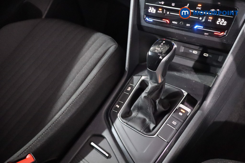 Volkswagen Tiguan Allspace Life Automatic Petrol SUV - Stock Number (1630185) - 21st supplementary image