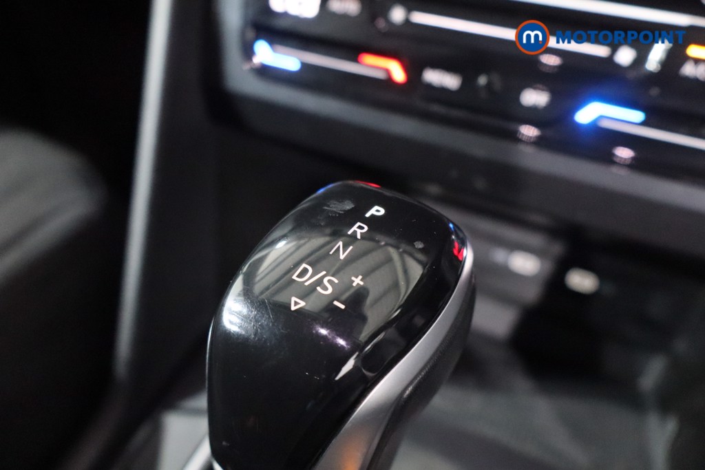 Volkswagen Tiguan Allspace Life Automatic Petrol SUV - Stock Number (1630185) - 22nd supplementary image