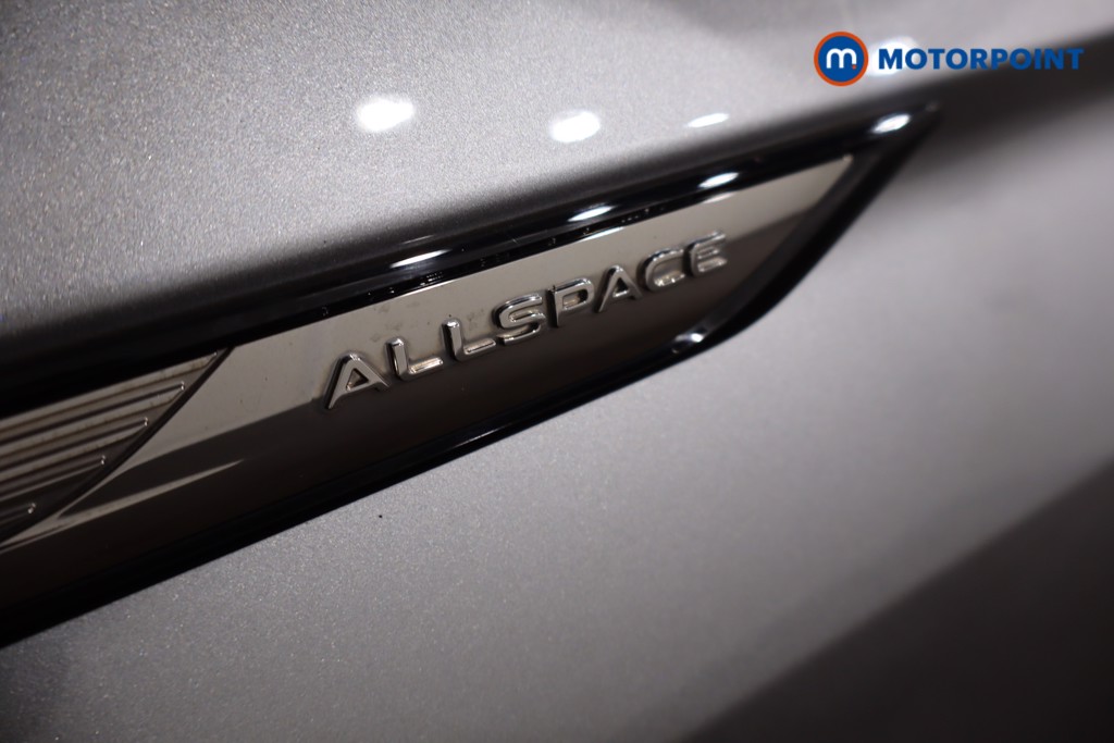 Volkswagen Tiguan Allspace Life Automatic Petrol SUV - Stock Number (1630185) - 30th supplementary image