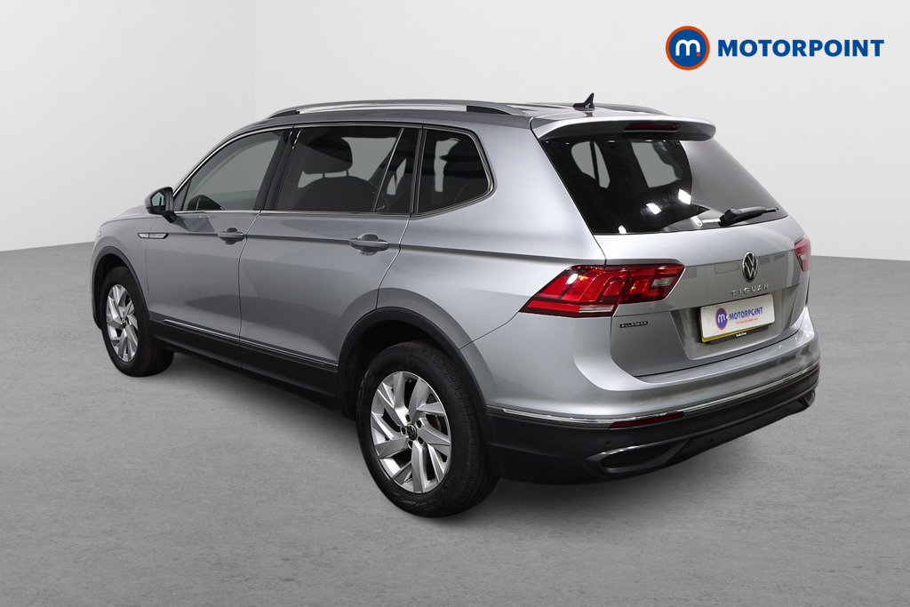 Volkswagen Tiguan Allspace Life Automatic Petrol SUV - Stock Number (1630185) - Passenger side rear corner