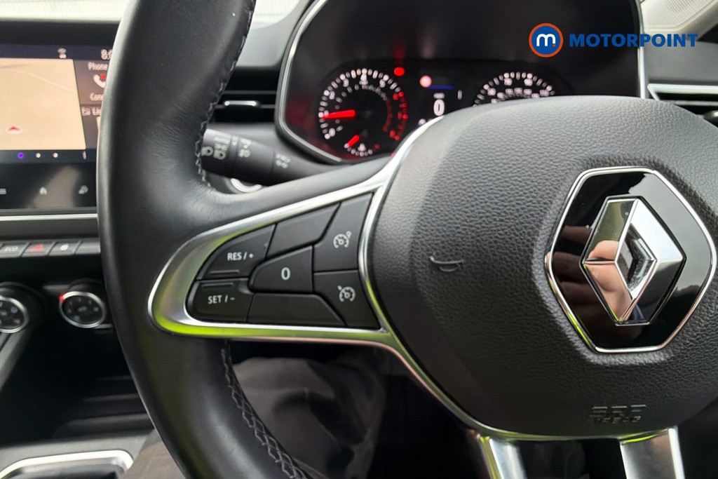 Renault Clio Iconic Manual Petrol Hatchback - Stock Number (1630298) - 3rd supplementary image