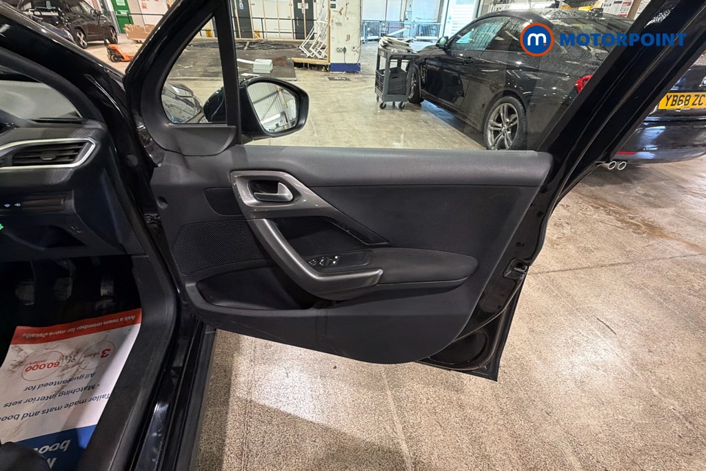 Peugeot 2008 Active Manual Diesel SUV - Stock Number (1630352) - 19th supplementary image