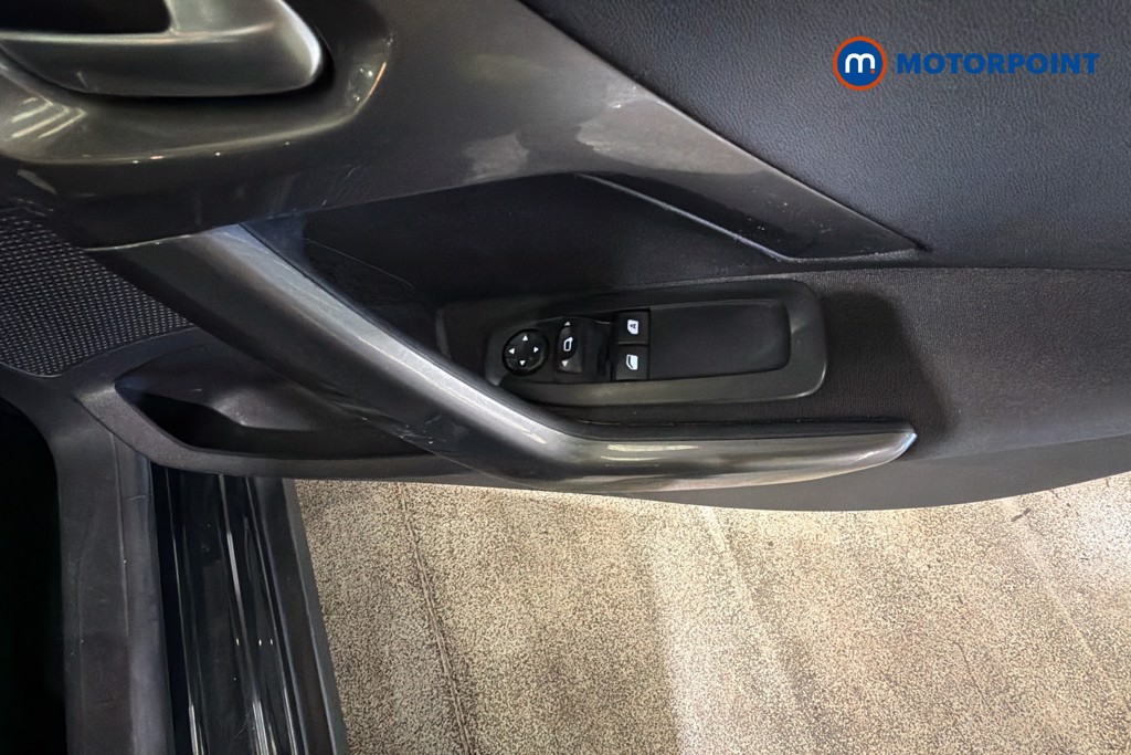 Peugeot 2008 Active Manual Diesel SUV - Stock Number (1630352) - 20th supplementary image