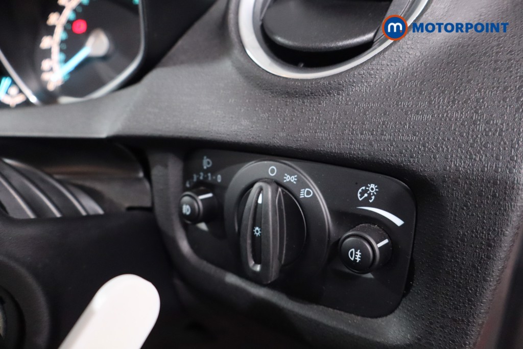 Ford Fiesta Zetec Manual Petrol Hatchback - Stock Number (1630458) - 17th supplementary image