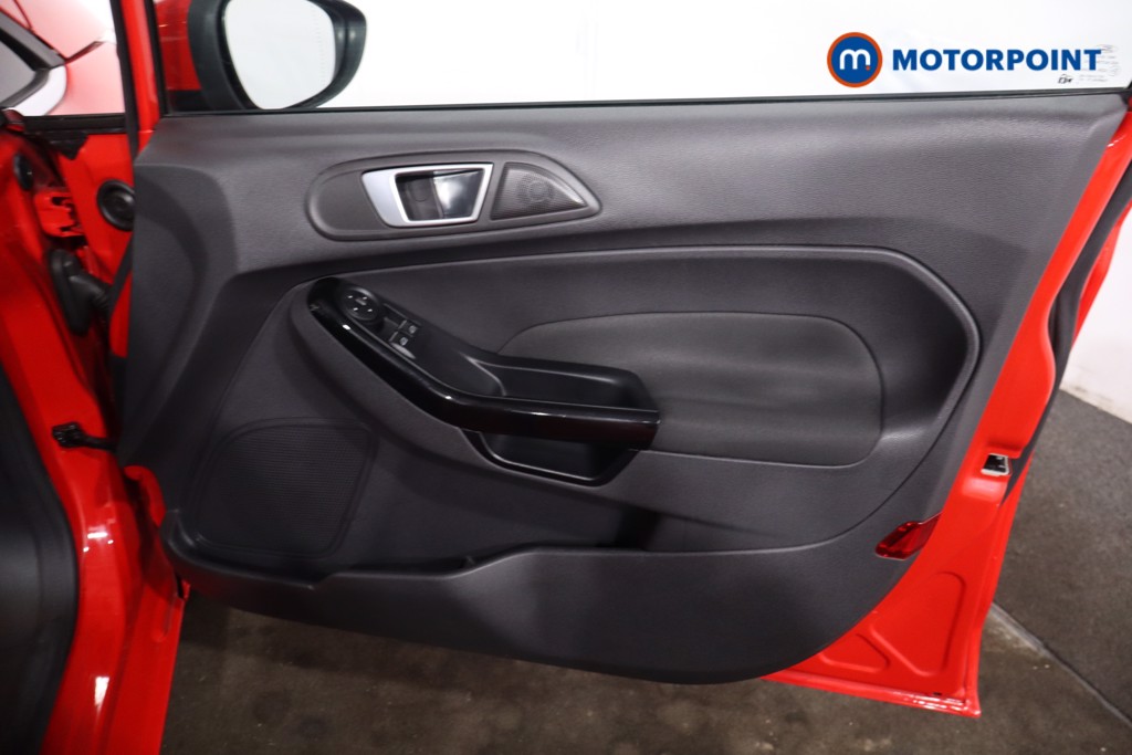 Ford Fiesta Zetec Manual Petrol Hatchback - Stock Number (1630458) - 23rd supplementary image