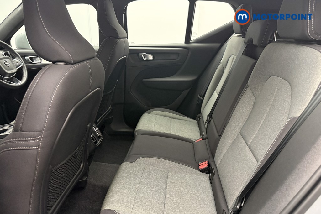 Volvo Xc40 Core Automatic Petrol SUV - Stock Number (1630503) - 9th supplementary image