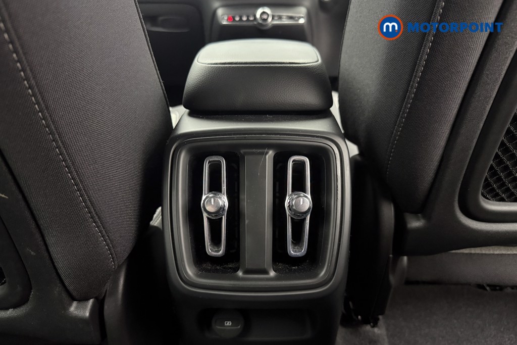 Volvo Xc40 Core Automatic Petrol SUV - Stock Number (1630503) - 20th supplementary image