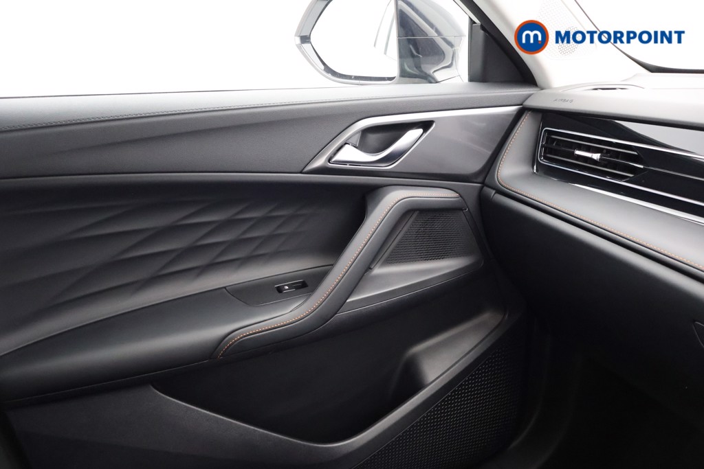 Mg Motor Uk HS Trophy Automatic Petrol-Electric Hybrid SUV - Stock Number (1630520) - 10th supplementary image