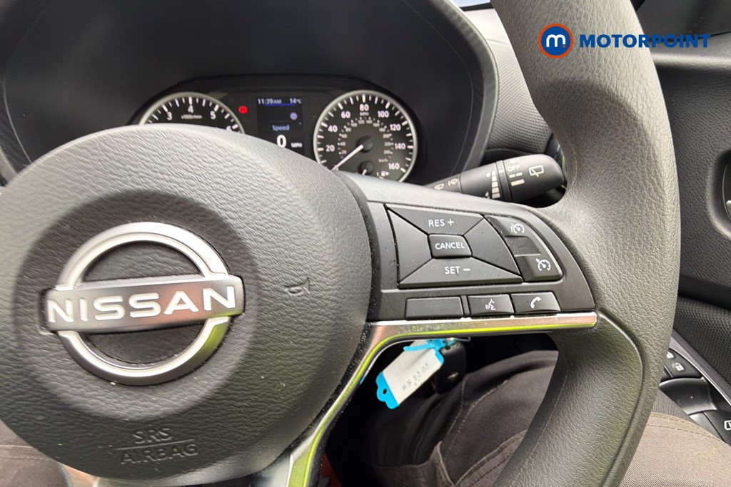 Nissan Juke Acenta Manual Petrol SUV - Stock Number (1630580) - 4th supplementary image
