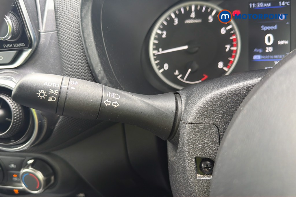 Nissan Juke Acenta Manual Petrol SUV - Stock Number (1630580) - 6th supplementary image