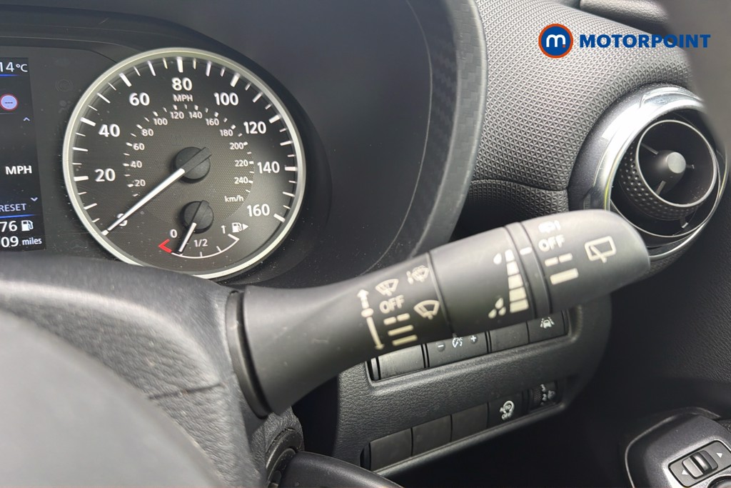 Nissan Juke Acenta Manual Petrol SUV - Stock Number (1630580) - 7th supplementary image
