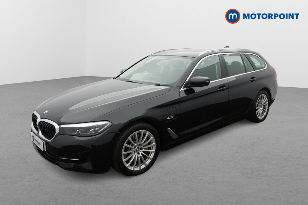 BMW 5 Series SE Automatic Petrol Plug-In Hybrid Estate - Stock Number (1630979) - Passenger side front corner