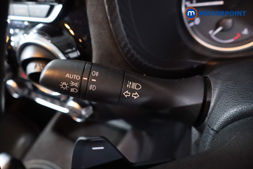 Nissan Juke Tekna-Plus Automatic Petrol SUV - Stock Number (1631000) - 14th supplementary image