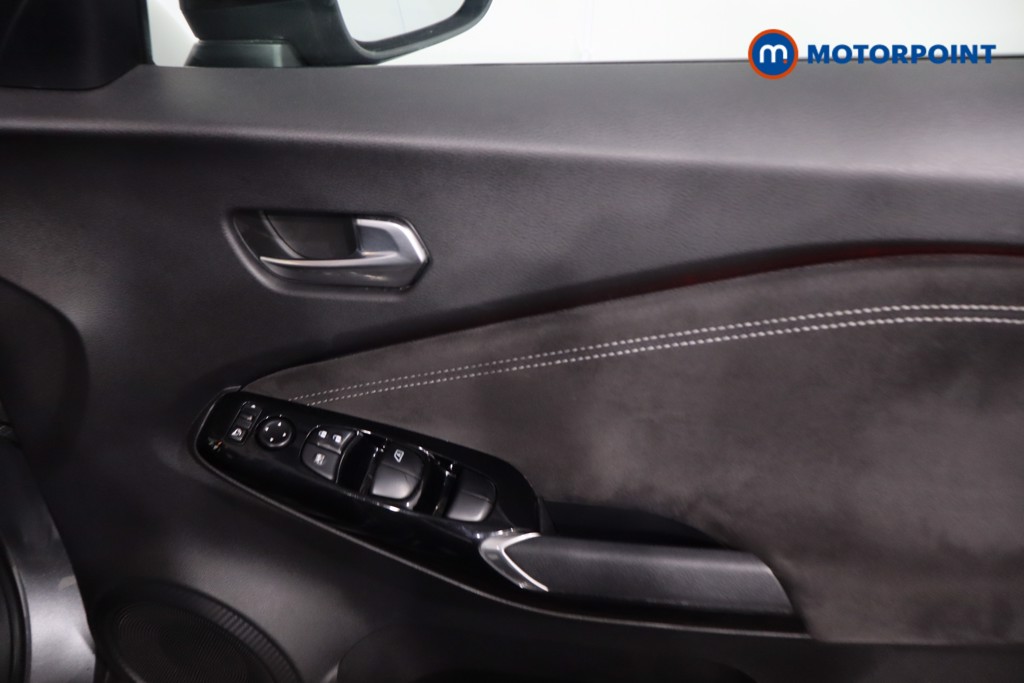 Nissan Juke Tekna-Plus Automatic Petrol SUV - Stock Number (1631000) - 26th supplementary image