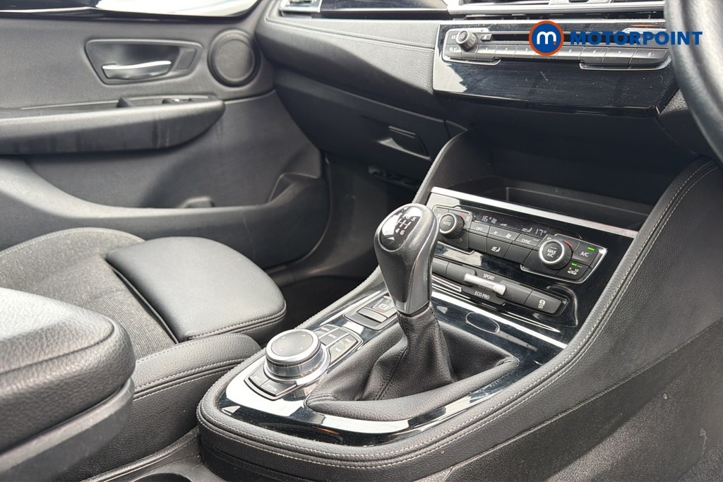 BMW 2 Series Sport Manual Petrol Estate - Stock Number (1631295) - 15th supplementary image