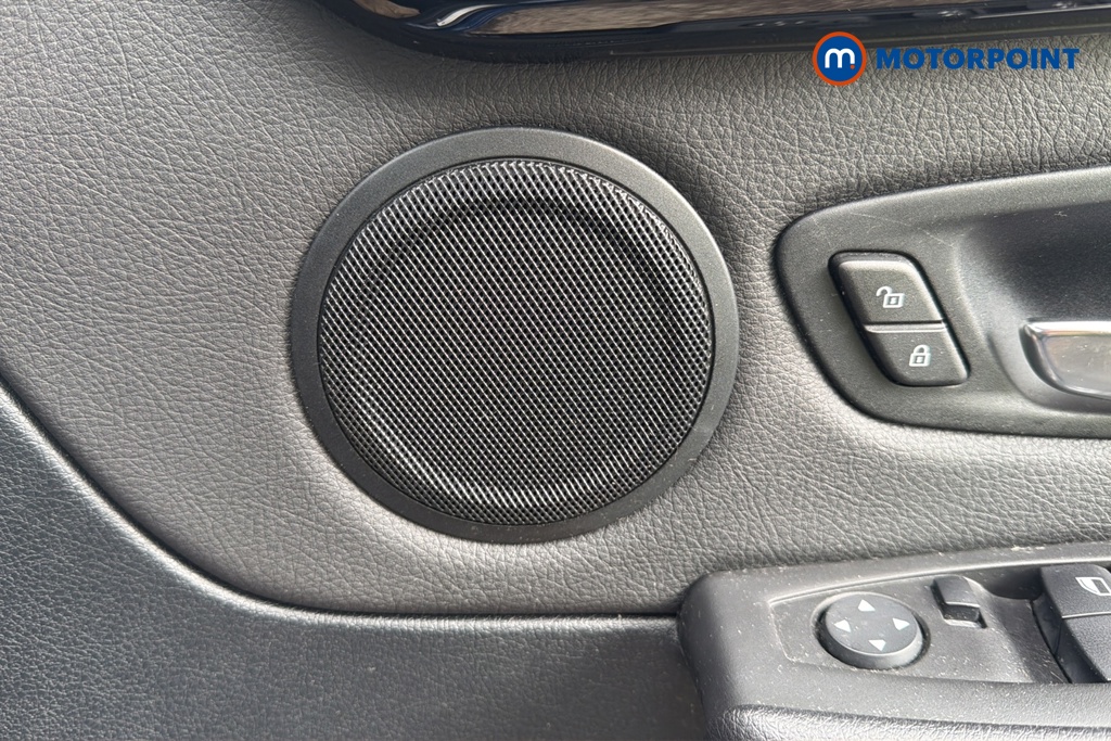 BMW 2 Series Sport Manual Petrol Estate - Stock Number (1631295) - 21st supplementary image