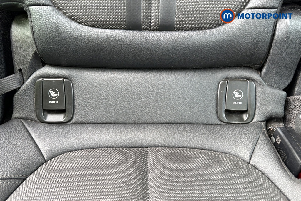 BMW 2 Series Sport Manual Petrol Estate - Stock Number (1631295) - 27th supplementary image