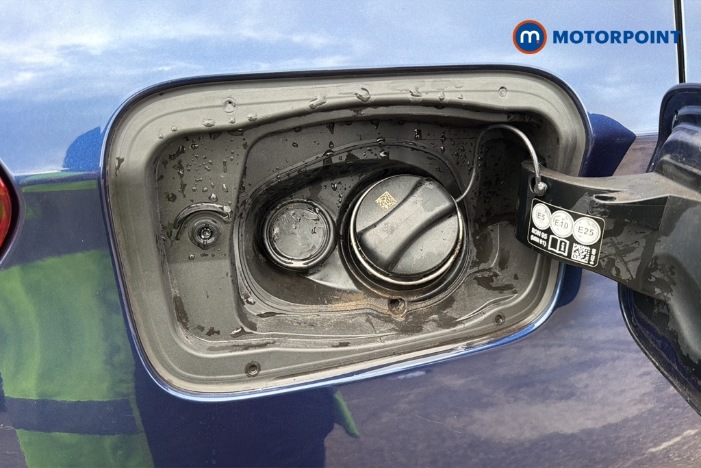 BMW 2 Series Sport Manual Petrol Estate - Stock Number (1631295) - 41st supplementary image