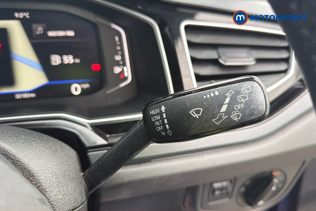 Volkswagen Polo R-Line Manual Petrol Hatchback - Stock Number (1631300) - 7th supplementary image