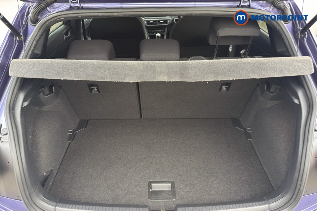 Volkswagen Polo R-Line Manual Petrol Hatchback - Stock Number (1631300) - 33rd supplementary image