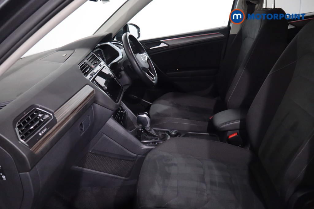 Volkswagen Tiguan Allspace Elegance Automatic Petrol SUV - Stock Number (1631347) - 4th supplementary image